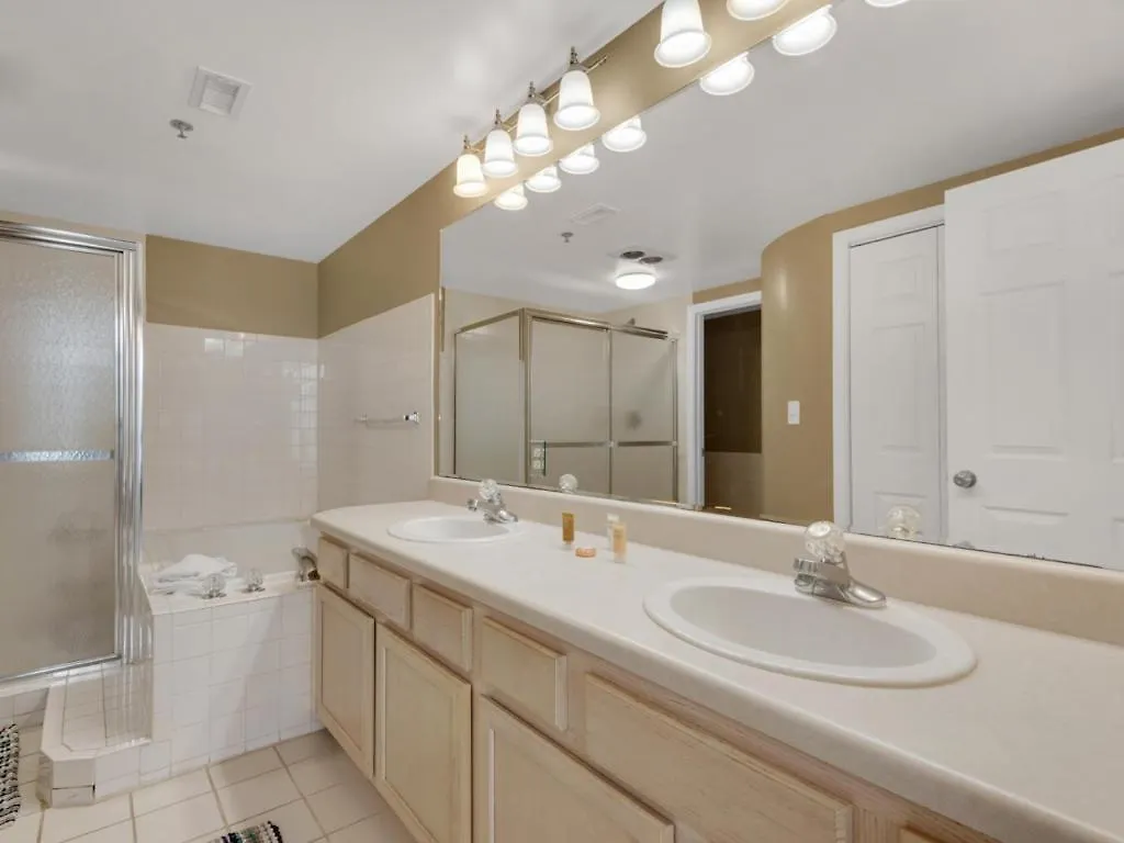 Apartment Jade East
