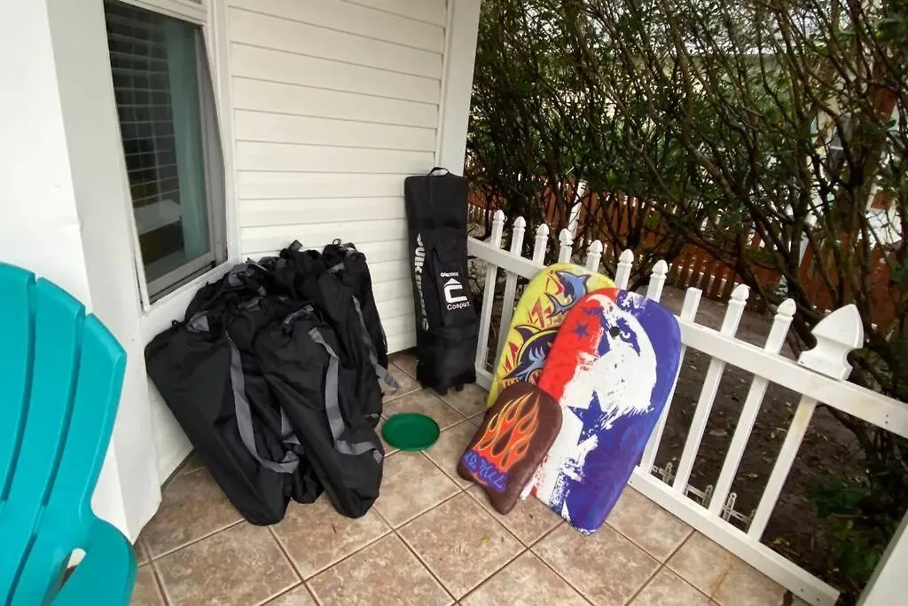 Zula Breeze: Beachfront Pet-friendly Retreat With Pool Destin