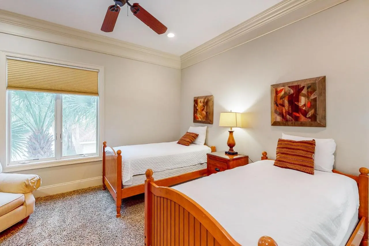 Tops'l Captiva 33 Holiday home *