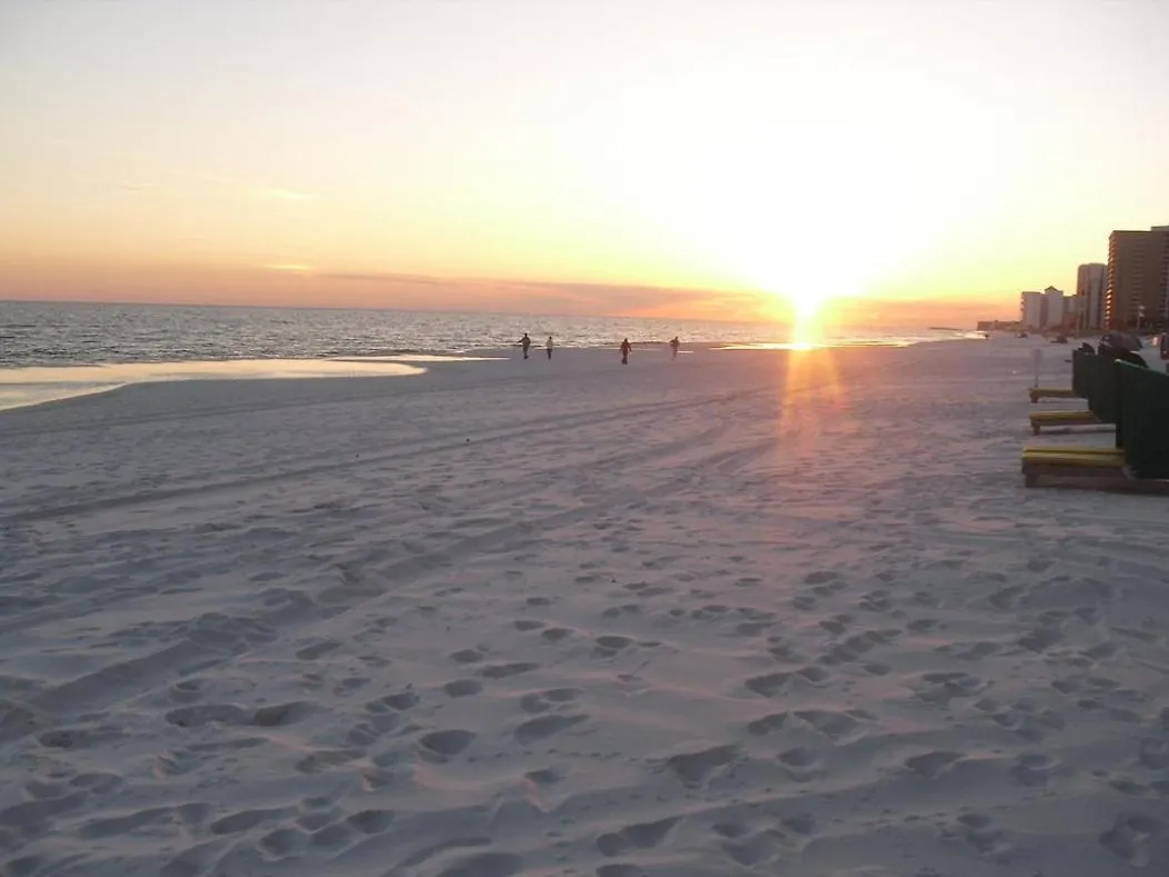 3-story Retreat Home, Walk To Beach, Gulf Views, Free Wifi! Casa vacanze *