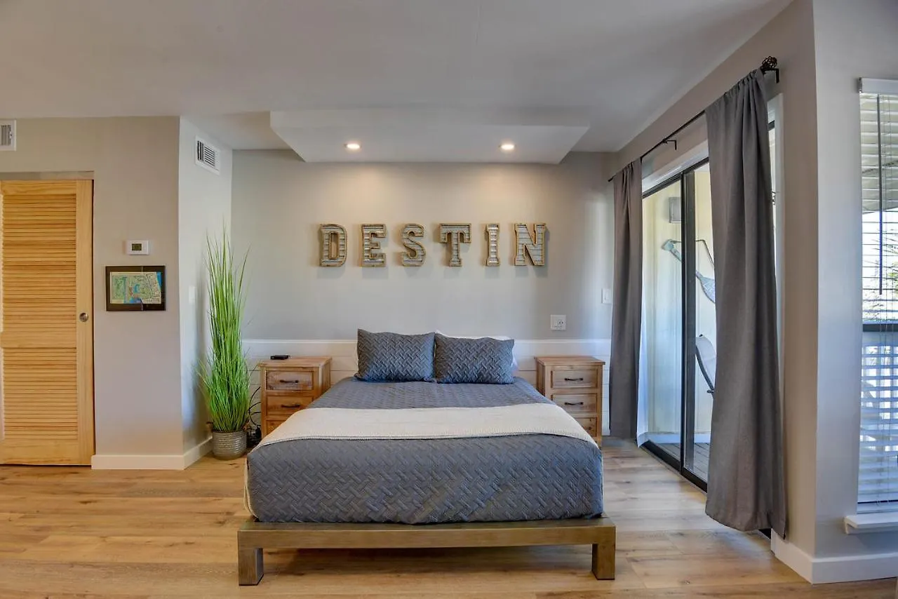 Partial Ocean View At Sandpiper Cove Apartment
