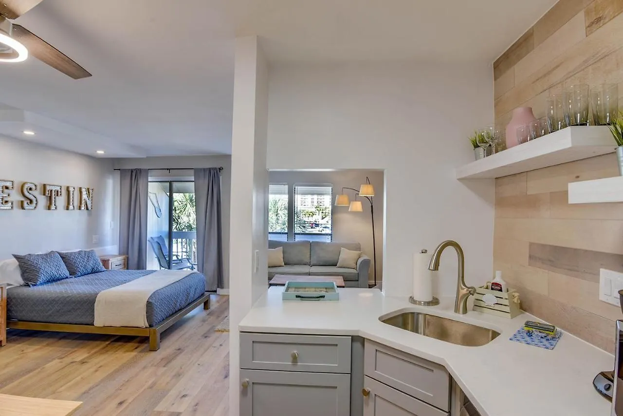 Apartment Partial Ocean View At Sandpiper Cove *