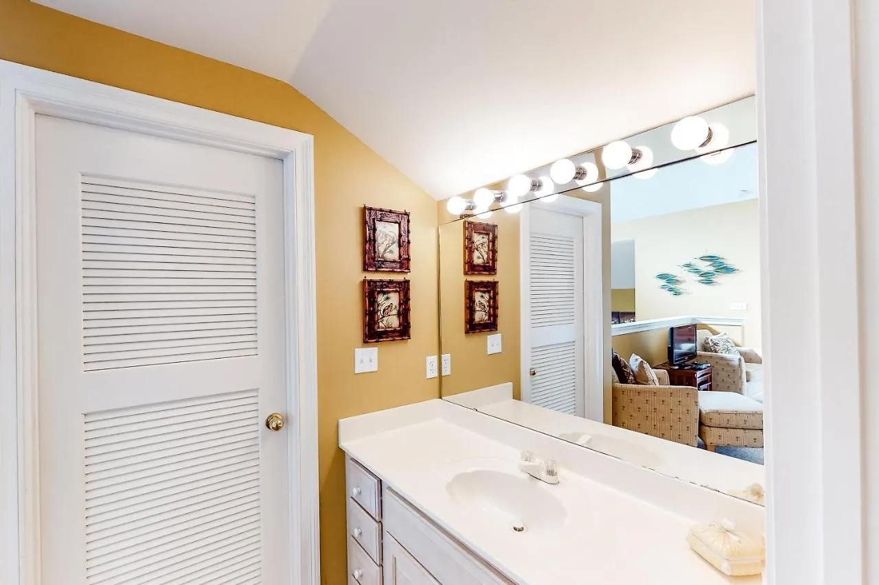 Holiday home Tops'l Captiva 111