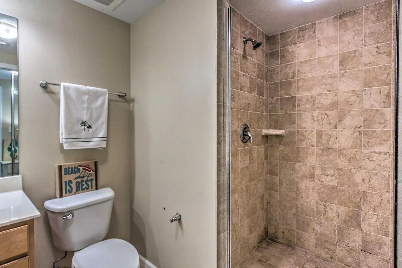 With Amenities And Pool Less Than Half Mi To * Destin