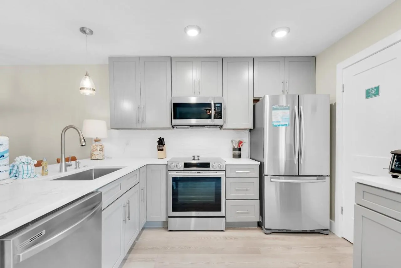 Sandprints E10 Apartment Destin