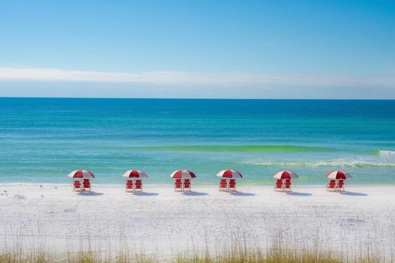 Gulf Winds Court 202 - Emerald Cove Oasis Holiday home