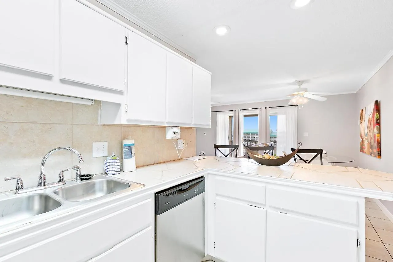 St Martin Beachwalk Apartment *
