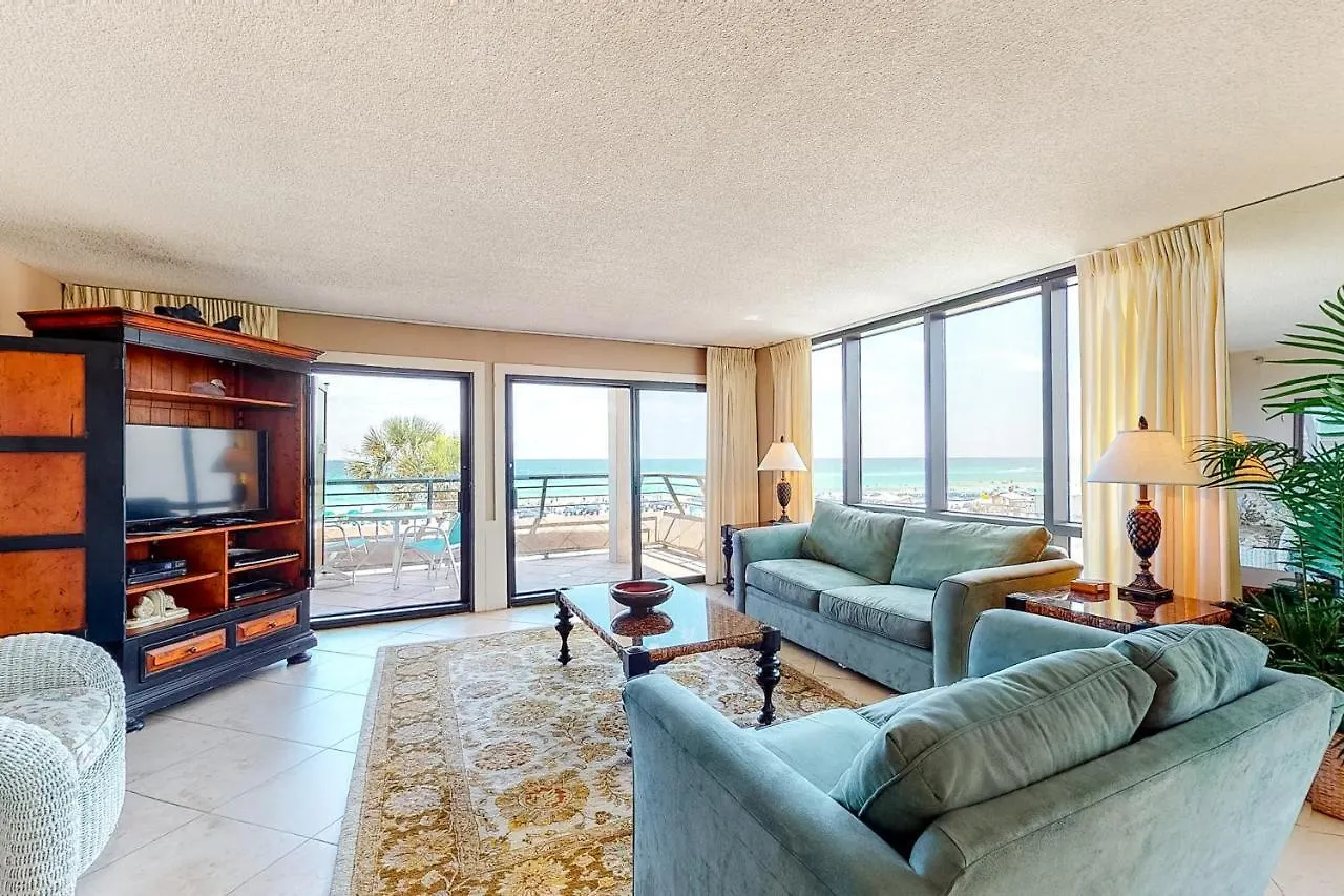 Emerald Towers Apartment