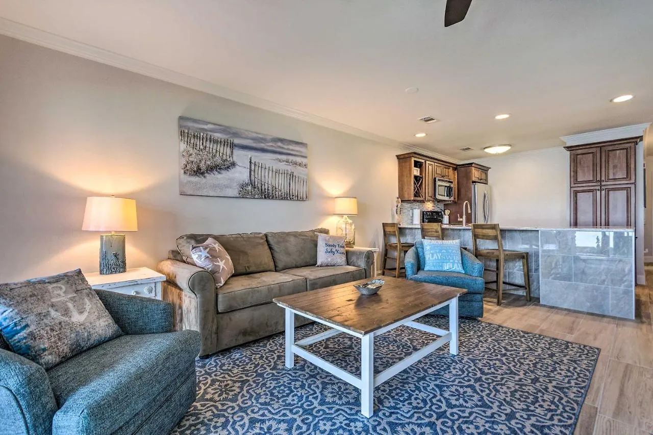 Chic Miramar With Pool Access! Apartment *