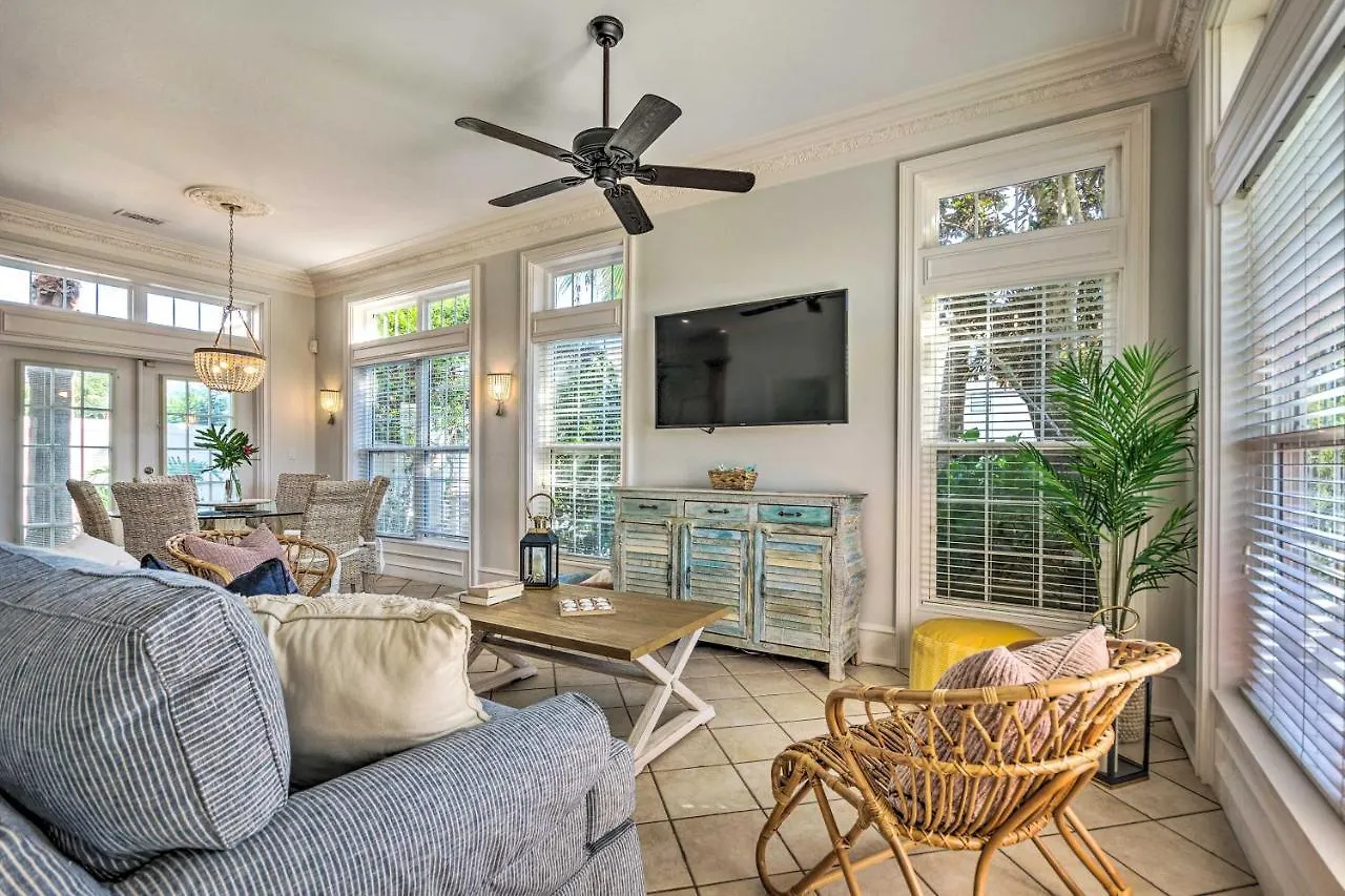 Sugar Beach Haven - Walk To Beach! * Destin