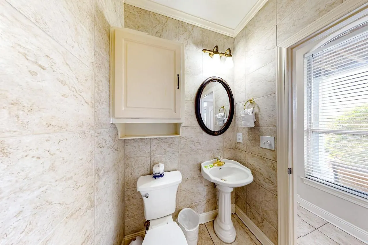 Emerald Shores Holiday home *