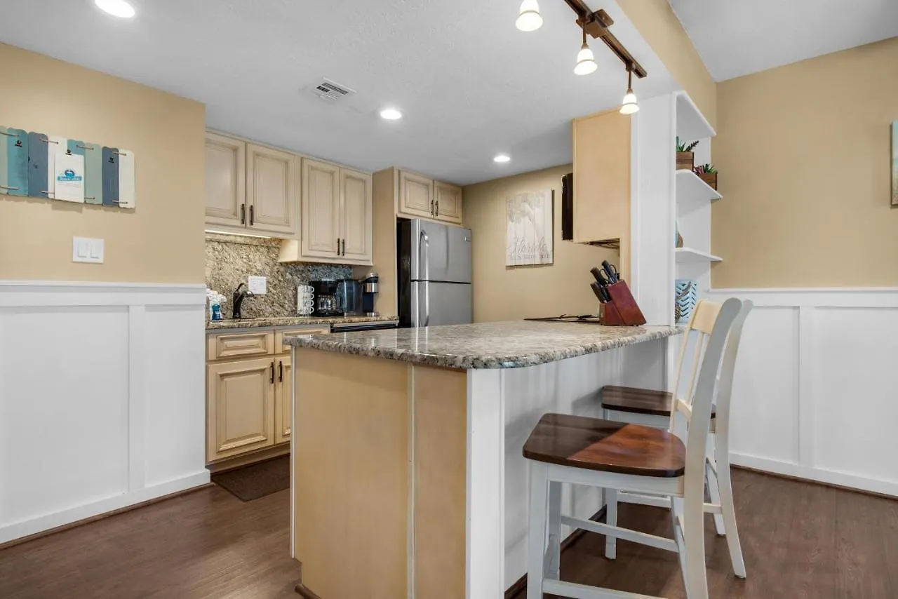 Surf And Racquet Club 412 Apartment