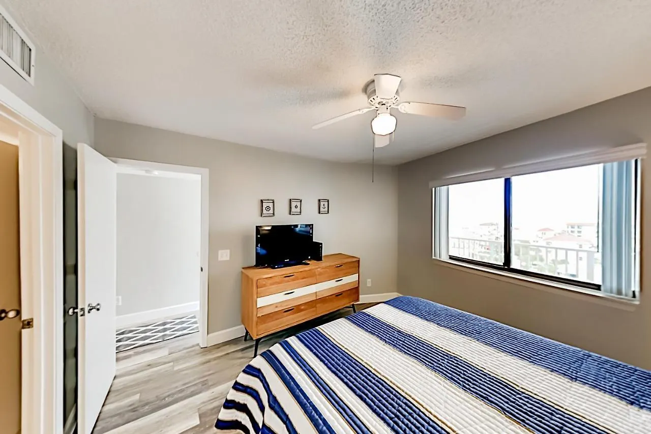 Holiday home Mainsail Iv *