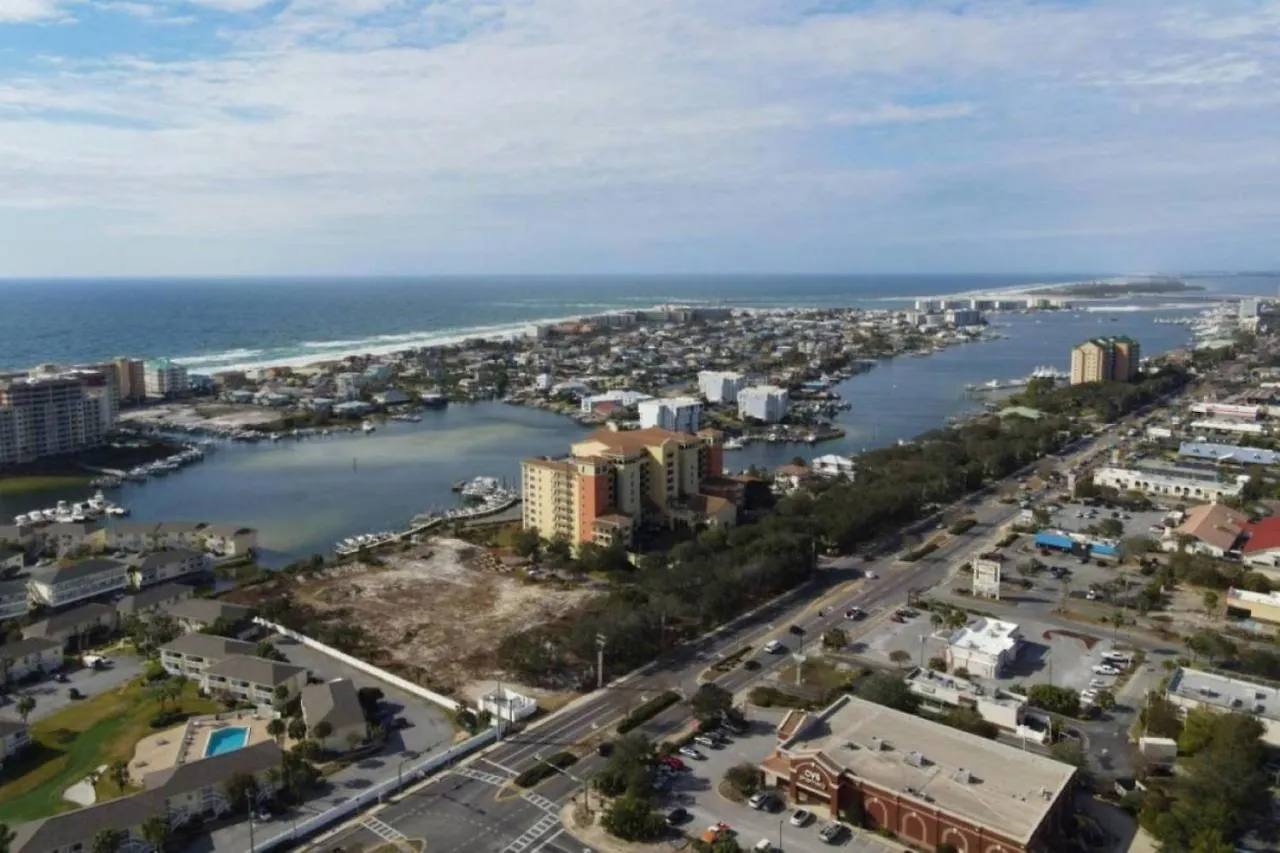 Islander 203 - Dances With Dolphins Holiday home Destin