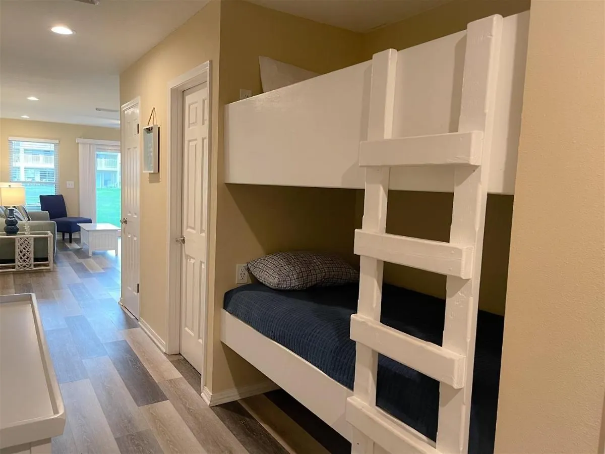 9 D, One Bedroom דירה