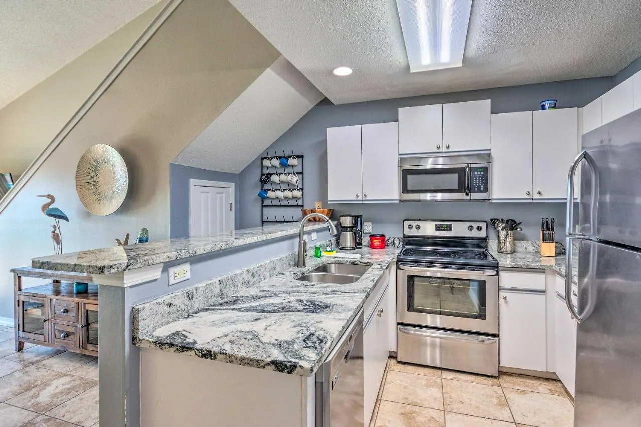 Apartment Well-appointed Family On Miramar Beach! *