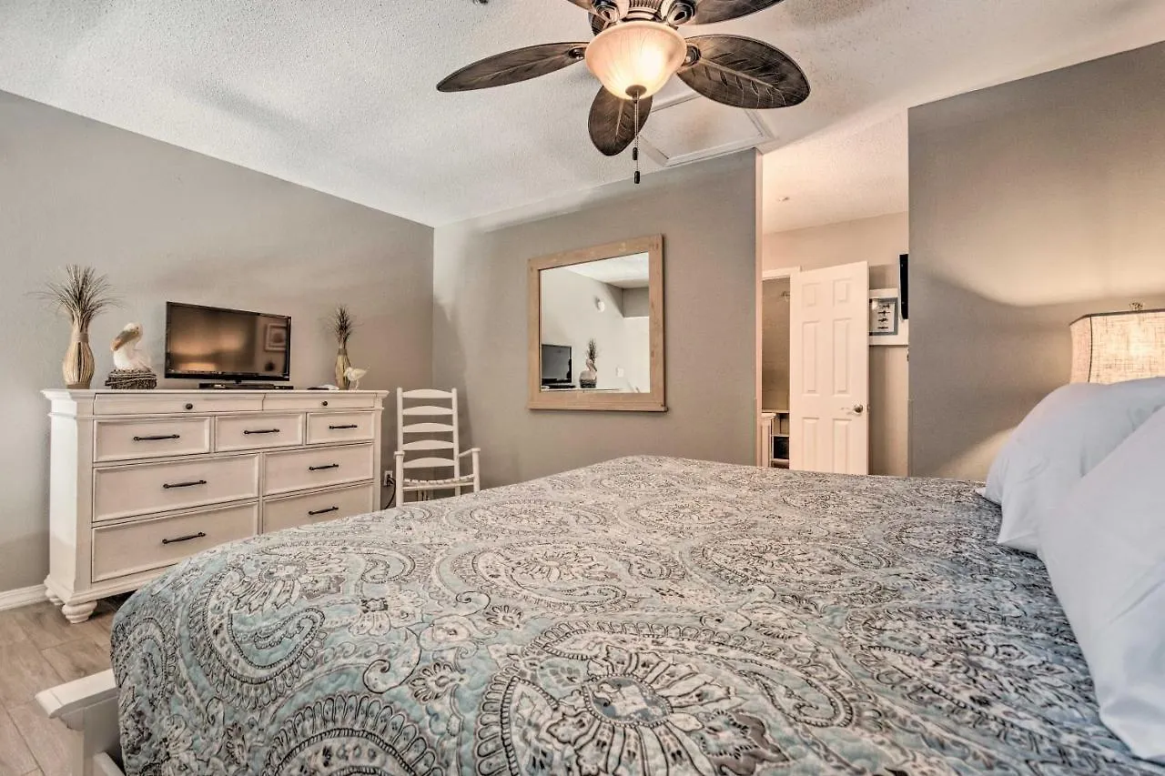 Apartment Well-appointed Family On Miramar Beach! *