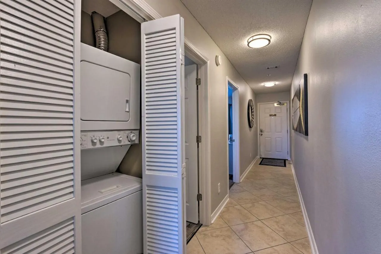 And Pool Access Family-friendly Miramar Apartment *
