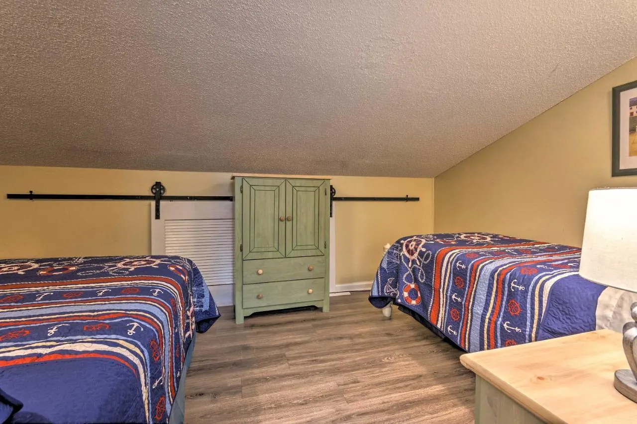 And Pool Access Family-friendly Miramar Apartment Destin