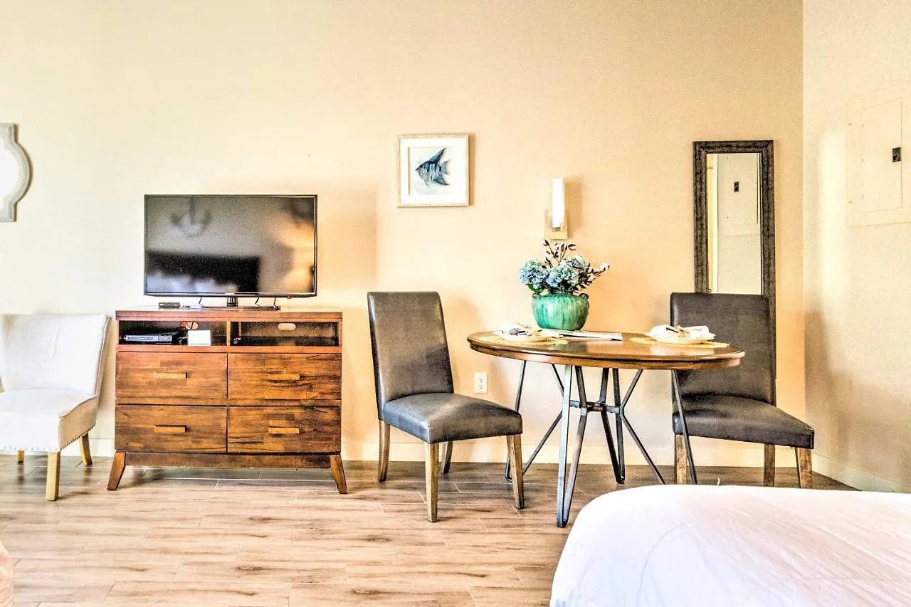 Brilliant Studio Near Baytowne Wharf! Apartment *