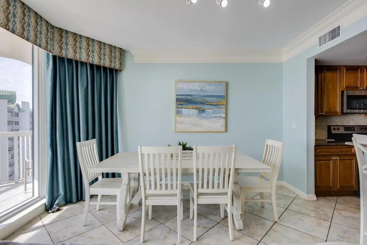 Apartment St, Croix 1406 *