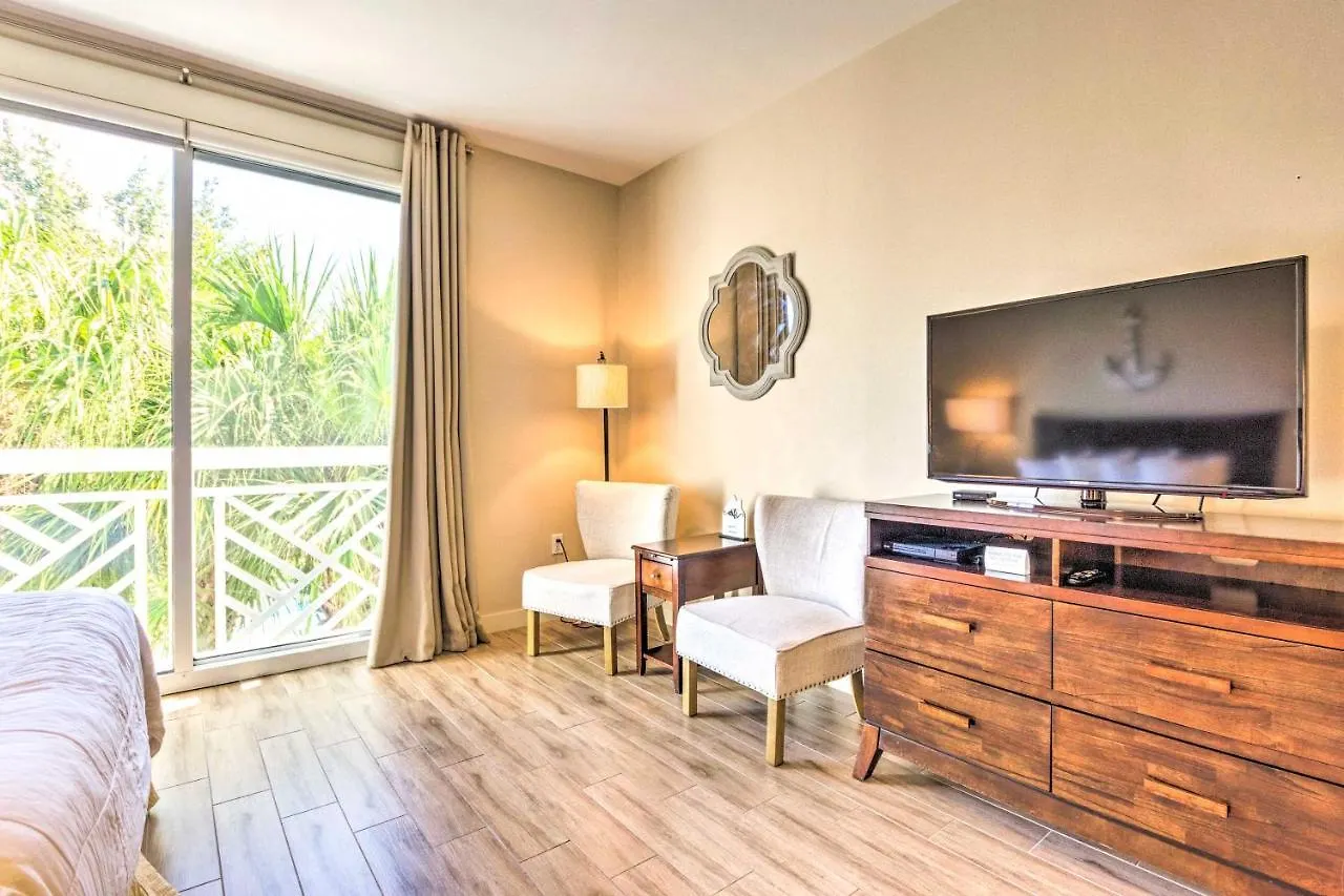 Brilliant Studio Near Baytowne Wharf! Apartment Destin