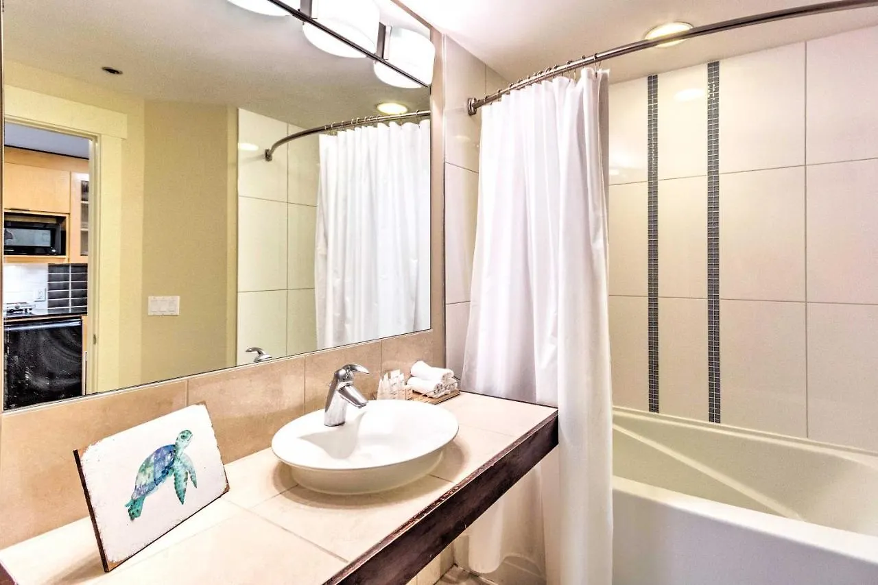 Brilliant Studio Near Baytowne Wharf! *