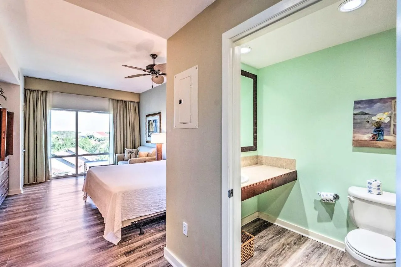 With Pool Access - Walk To Miramar Beach!