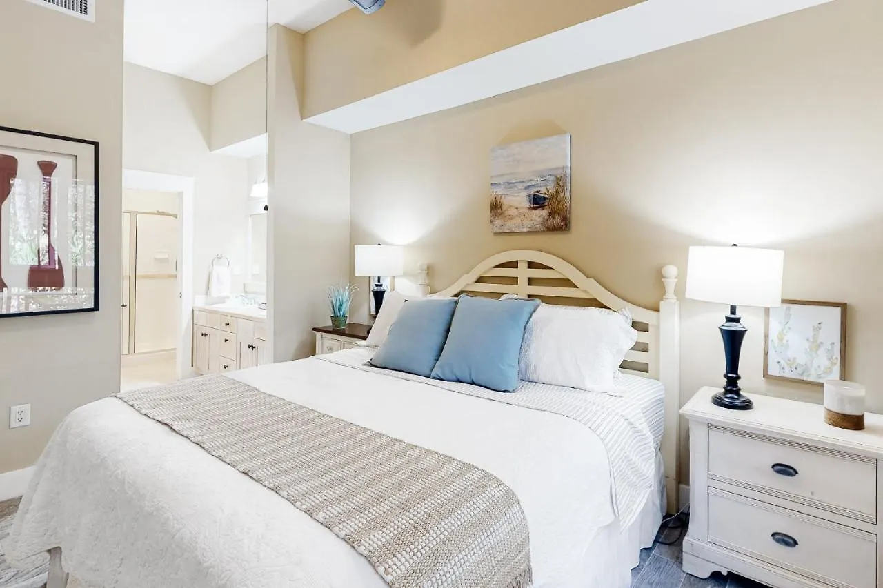 Baytowne Wharf Pilot House 117 Hotel Miramar Beach