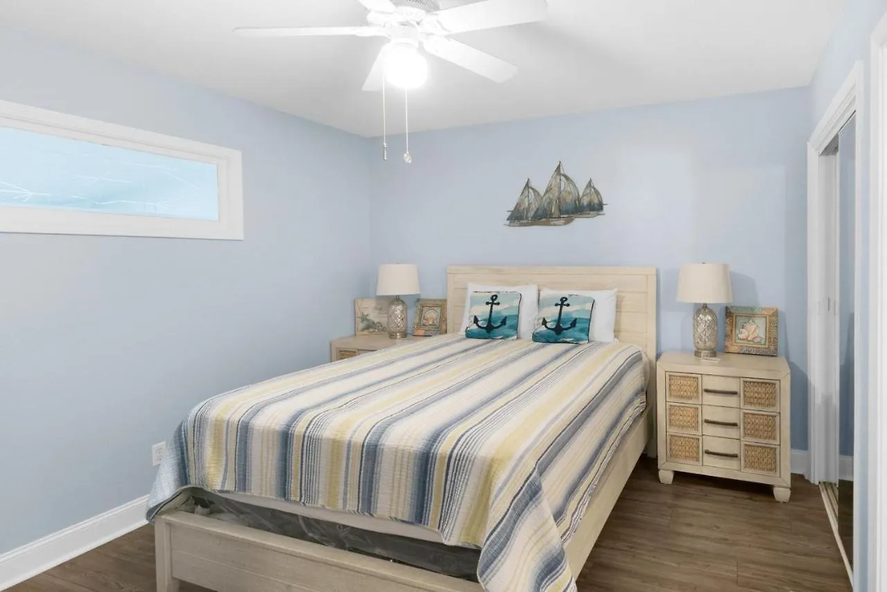 Gone Coastal Holiday home