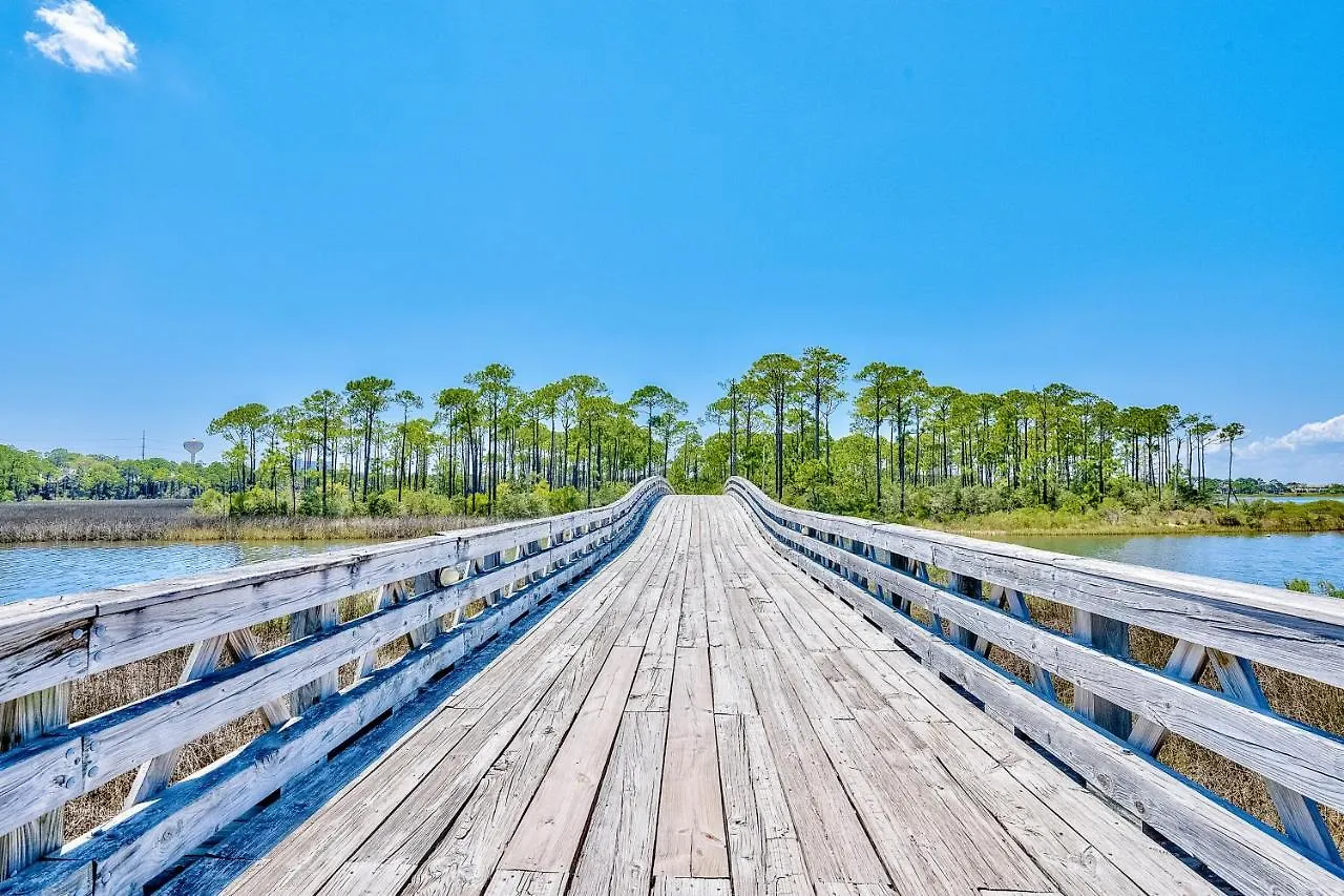 Holiday home Baytowne Wharf Pilot House 115