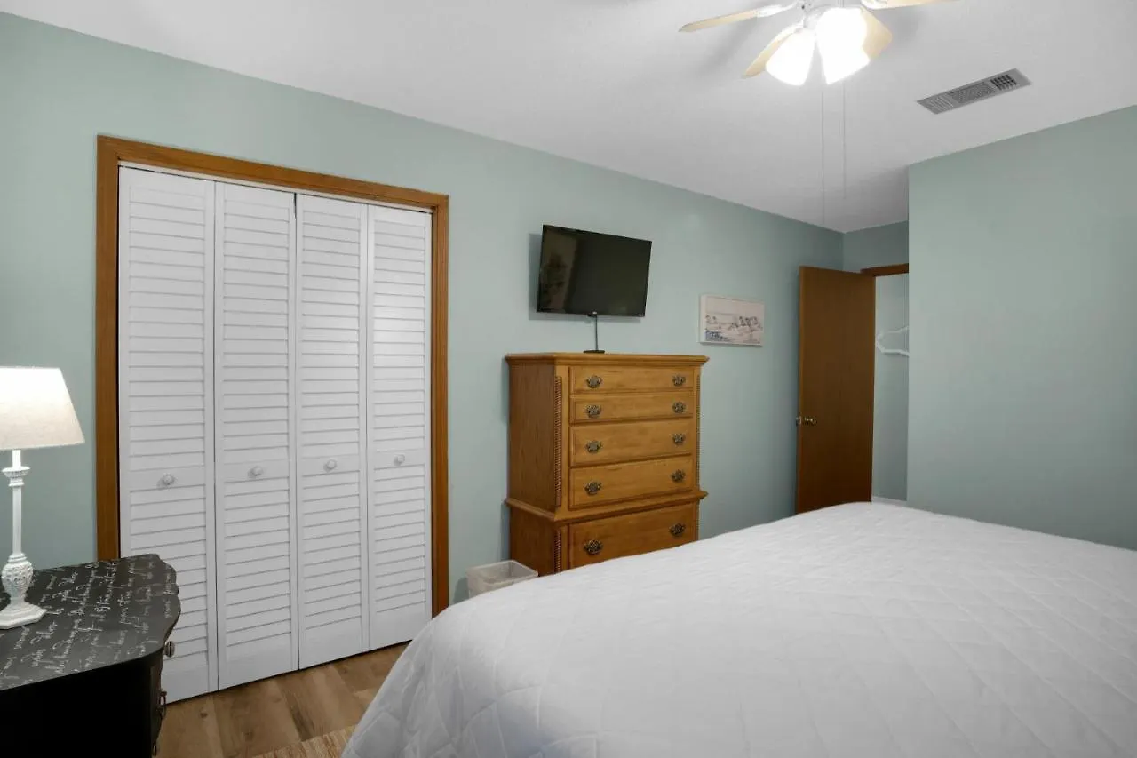 Misty Cove 109 Apartment
