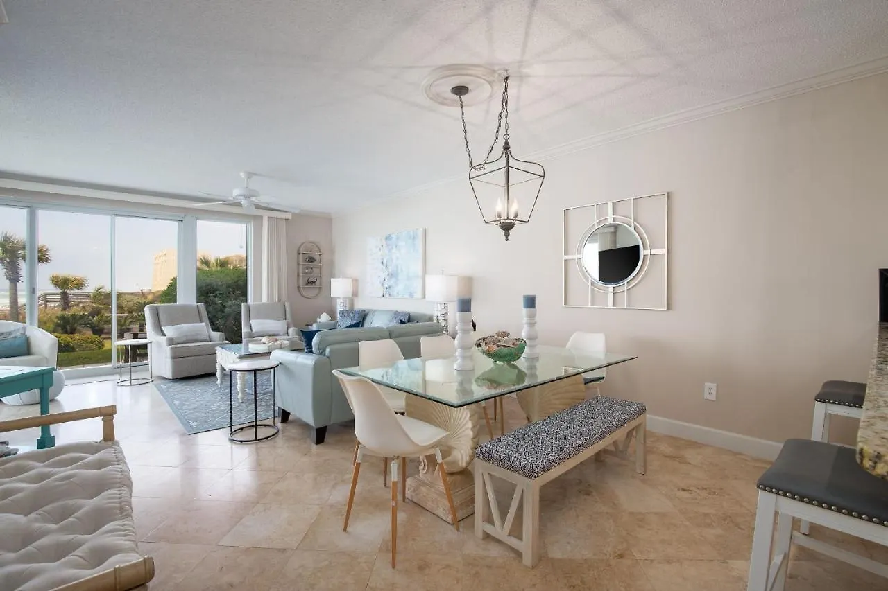 Holiday home Crescent At Miramar By Blueswell