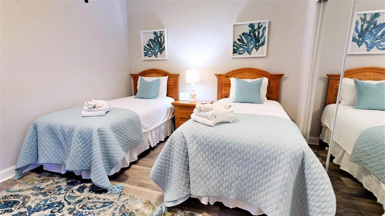 Summit 407-407a Lockout Holiday home Destin