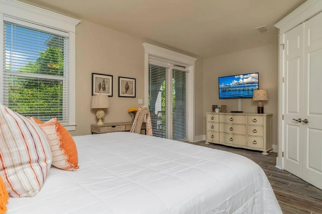 Miramar 108 - Seaside Getaway Holiday home Destin
