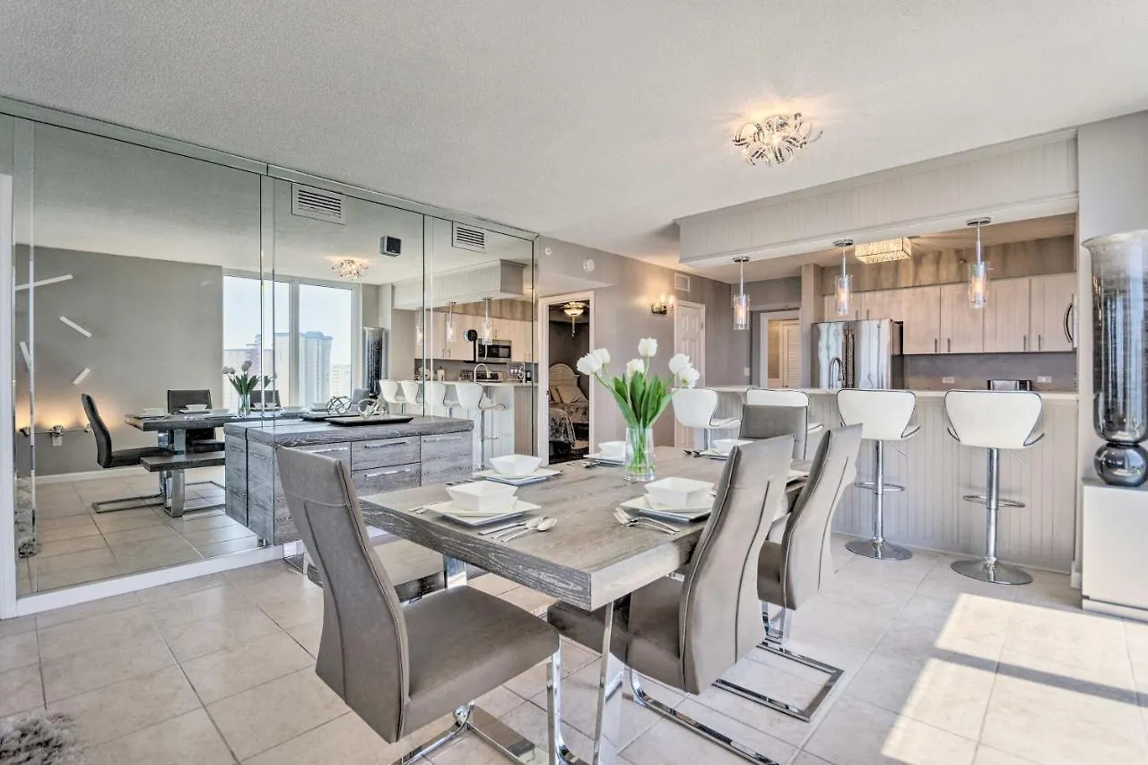 With Views, Heated Pool, And Access Apartment Destin
