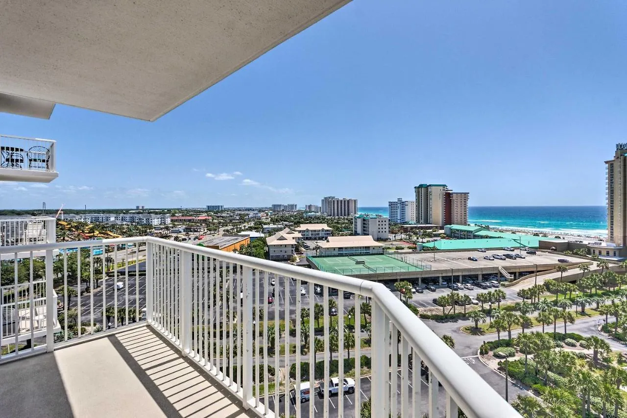 With Views, Heated Pool, And Access * Destin