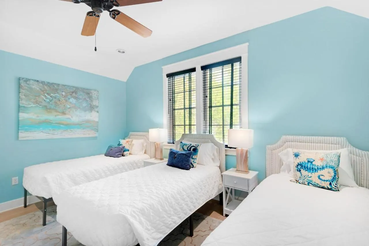 Holiday home Bungalo At Baytowne