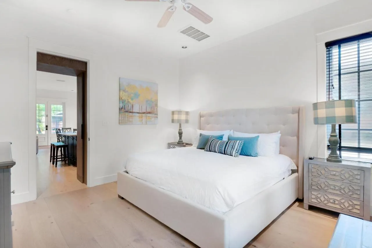 Bungalo At Baytowne Holiday home