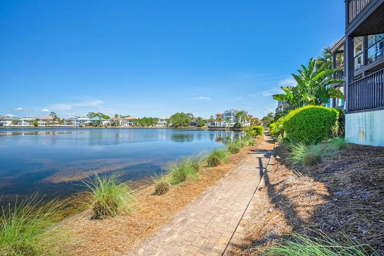 Destiny 17 Between The Waters Holiday home Destin