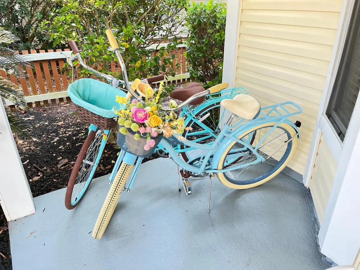 Holiday home Private Access, Fenced Yard & Pet Friendly, Pool, Life House Destin