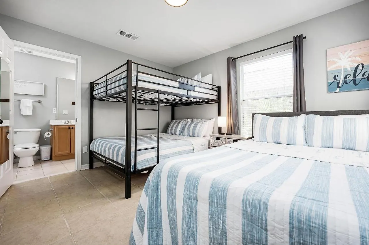 Private Access, Fenced Yard & Pet Friendly, Pool, Life House