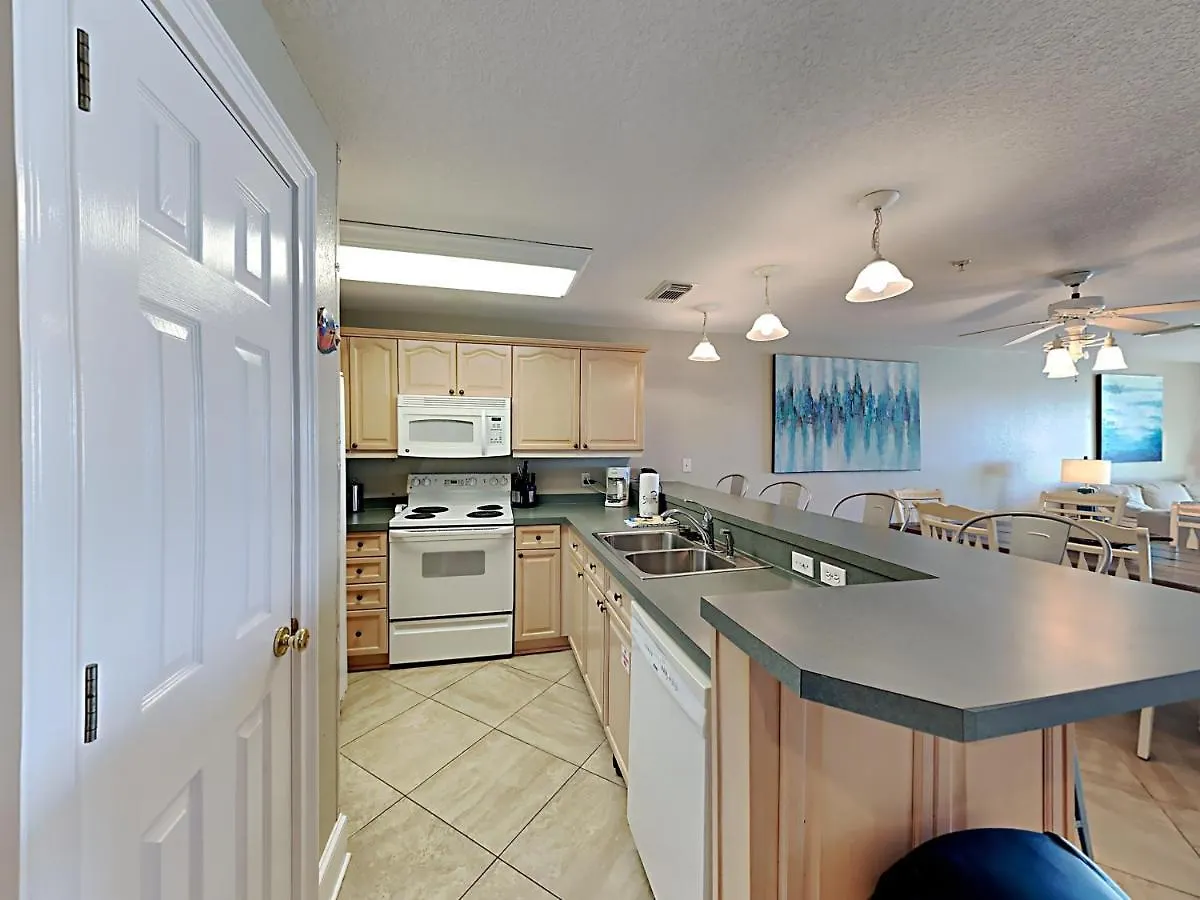Awesome In With Outdoor Swimming Pool And 3 Bedrooms Apartment Destin