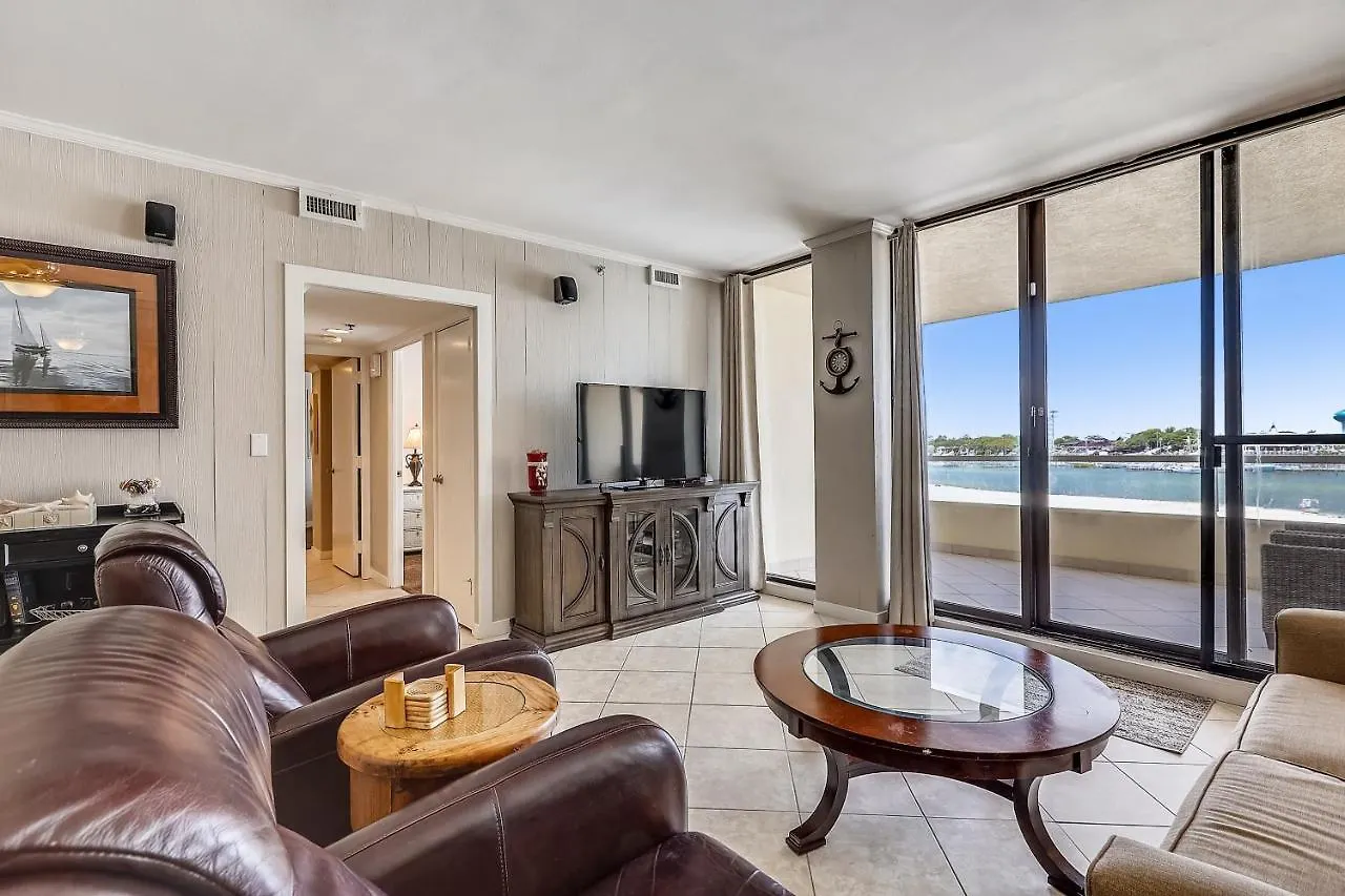 East Pass Towers 305 Apartment *