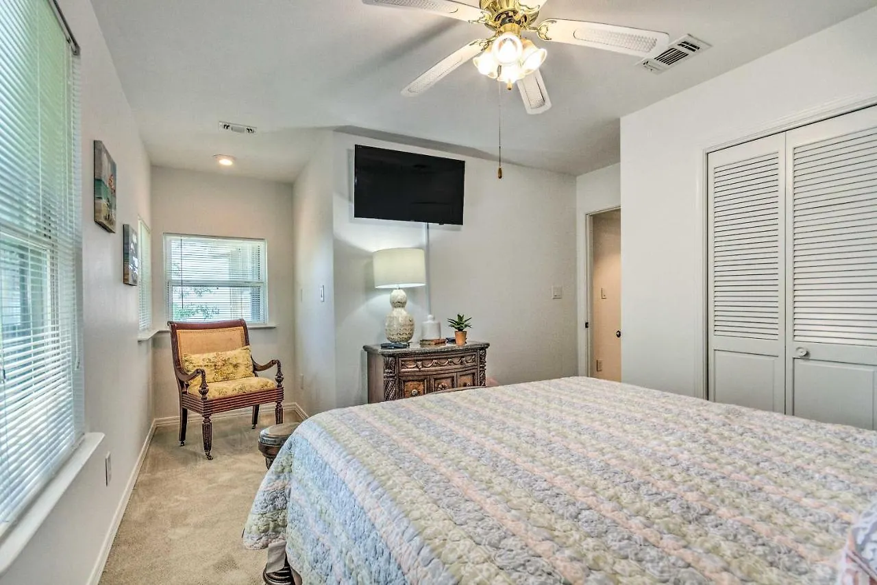 Bayfront Niceville Getaway With Private Dock!