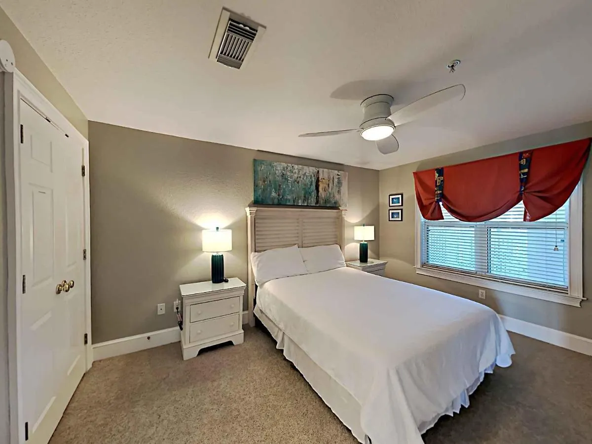 Awesome In With Outdoor Swimming Pool And 3 Bedrooms Destin