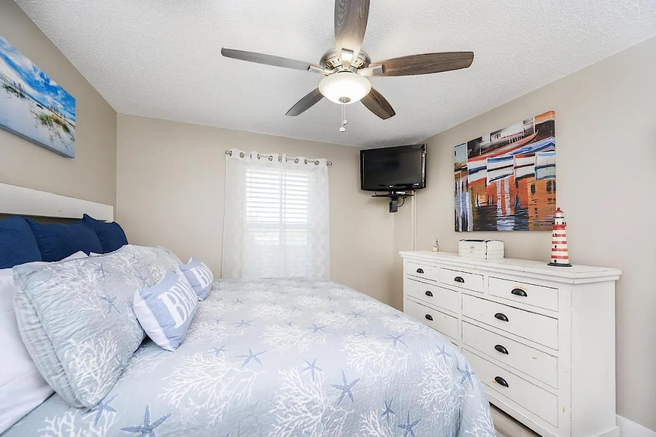 Pelican 308 * Destin