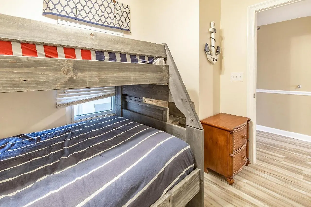 Apartment Sterling Shores 818
