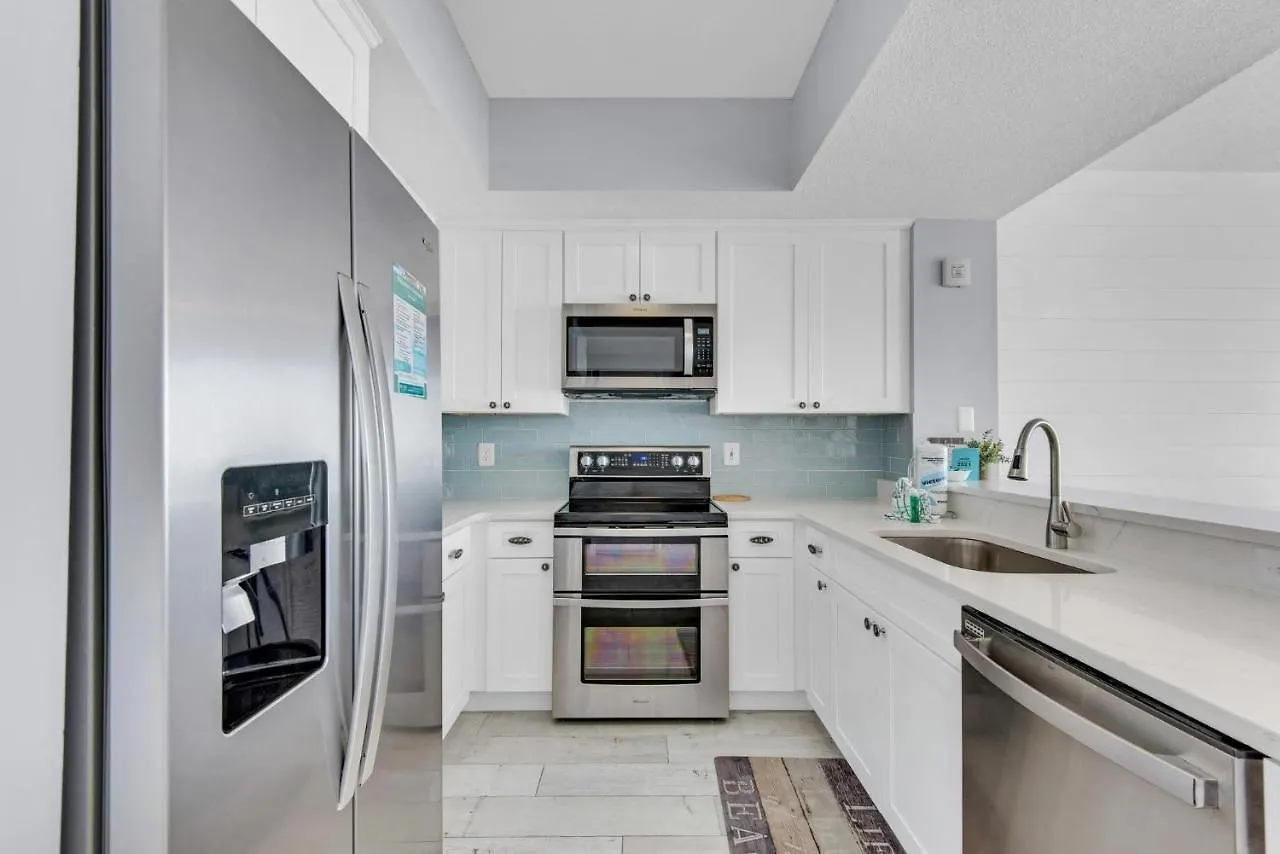 Apartment Majestic Sun 813b