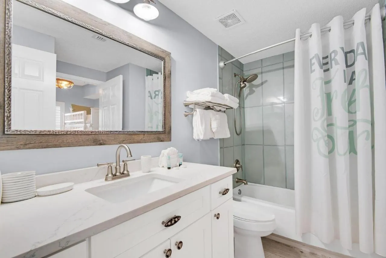 Apartment Majestic Sun 813b